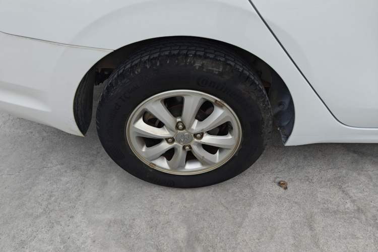 Used Hyundai Verna (older generation) 2017 1.4L Automatic YueXiang Edition China V-standard Exterior 5