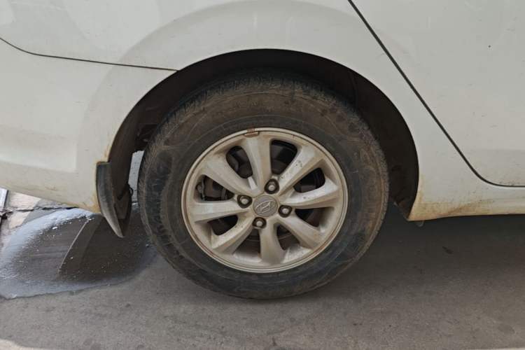 Used Hyundai Verna (older generation) 2017 1.4L Manual Huancai Edition China V Standard Exterior 5