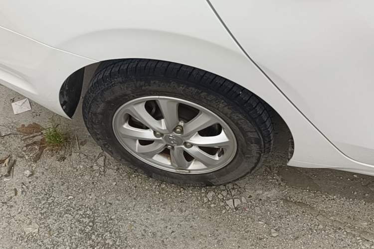 Used Hyundai Verna (older generation) 2017 1.4L Manual Huancai Edition China V Standard Exterior 5