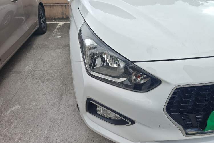 Used Hyundai Verna (older generation) 2017 1.4L Automatic YueXiang Edition China V-standard Exterior 6