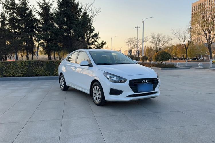 Used Hyundai Verna (older generation) 2017 1.4L Manual Refreshed Version China V Standard Exterior 6