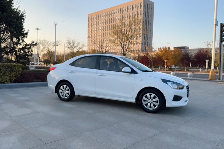 Used Hyundai Verna (older generation) 2017 1.4L Manual Refreshed Version China V Standard Exterior 8