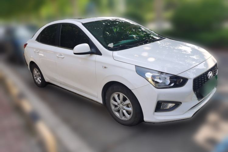 Used Hyundai Verna (older generation) 2017 1.4L Automatic YueXiang Edition China V-standard Front Right 45 Deg