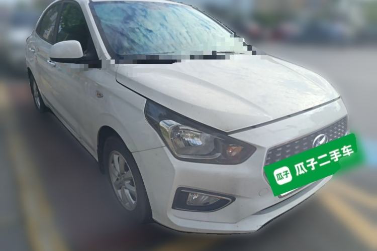 Used Hyundai Verna (older generation) 2017 1.4L Manual Huancai Edition China V Standard Front Right 45 Deg