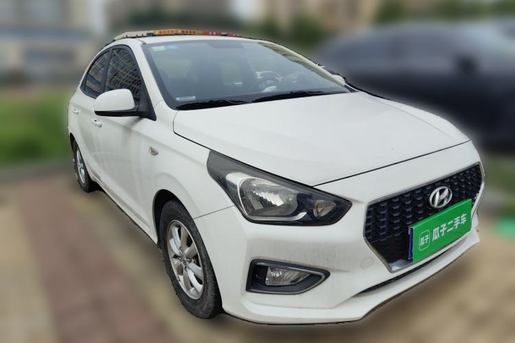 Used Hyundai Verna (older generation) 2017 1.4L Manual Huancai Edition China V Standard Front Right 45 Deg