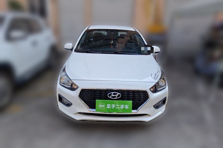 Used Hyundai Verna (older generation) 2017 1.4L Manual Huancai Connected Version China VI Front
