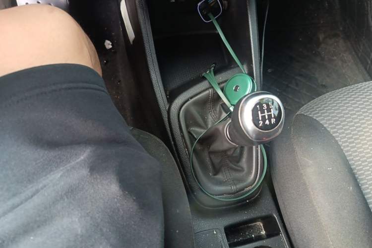 Used Hyundai Verna (older generation) 2017 1.4L Manual Huancai Edition China V Standard Gear Lever