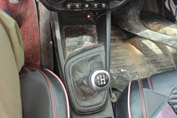 Used Hyundai Verna (older generation) 2017 1.4L Manual Huancai Edition China V Standard Gear Lever