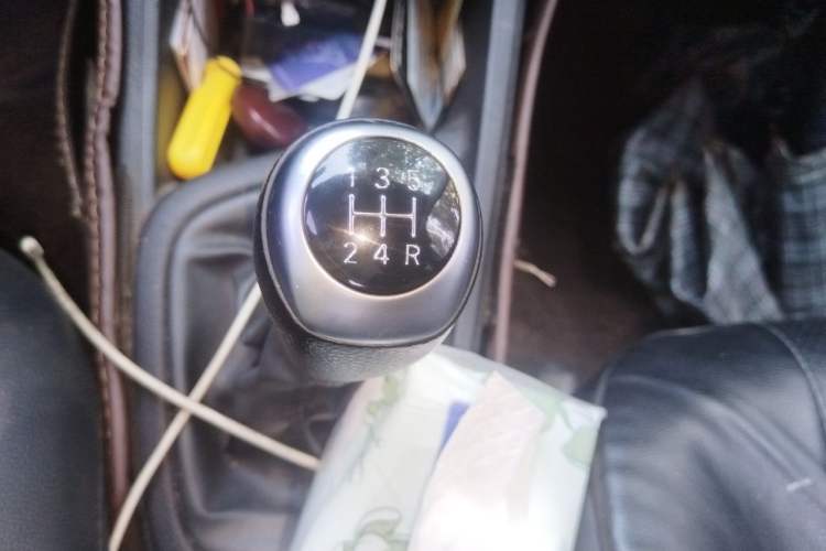 Used Hyundai Verna (older generation) 2017 1.4L Manual Huancai Edition China V Standard Gear Lever