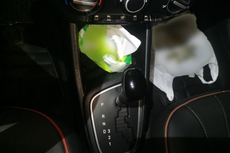 Used Hyundai Verna (older generation) 2017 1.4L Automatic YueXiang Connected Version China V Standard Gear Lever