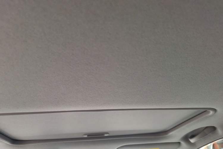 Used Hyundai Verna (older generation) 2017 1.4L Automatic YueXiang Edition China V-standard Headliner