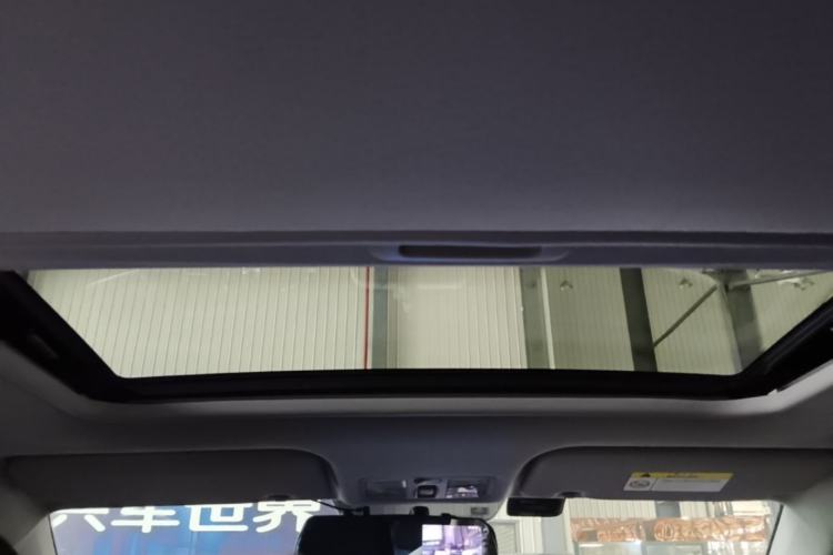Used Hyundai Verna (older generation) 2017 1.4L Automatic YueXiang Edition China VI Standard Headliner