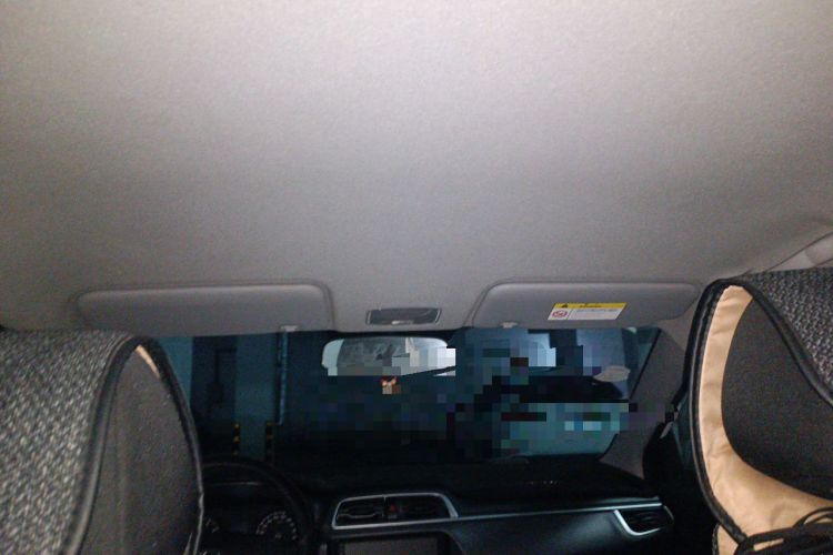 Used Hyundai Verna (older generation) 2017 1.4L Manual Refreshed Version China VI Standard Headliner
