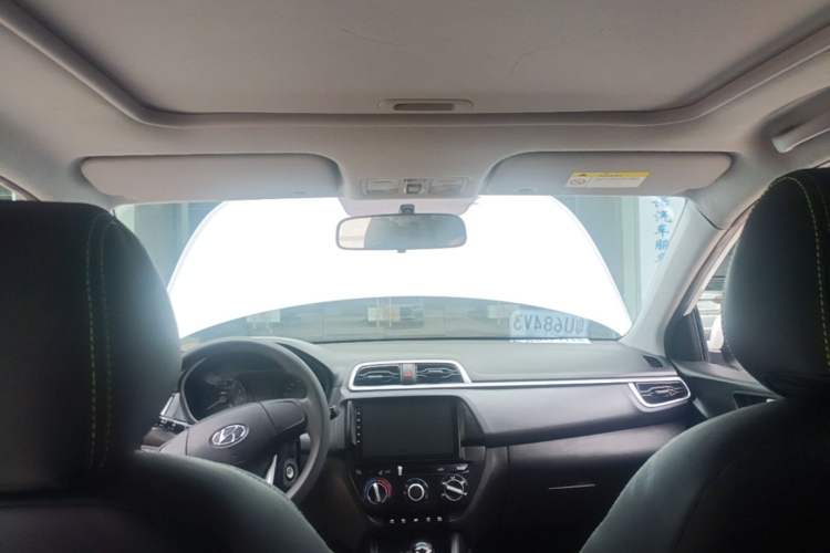 Used Hyundai Verna (older generation) 2017 1.4L Automatic YueXiang Edition China V-standard Headliner