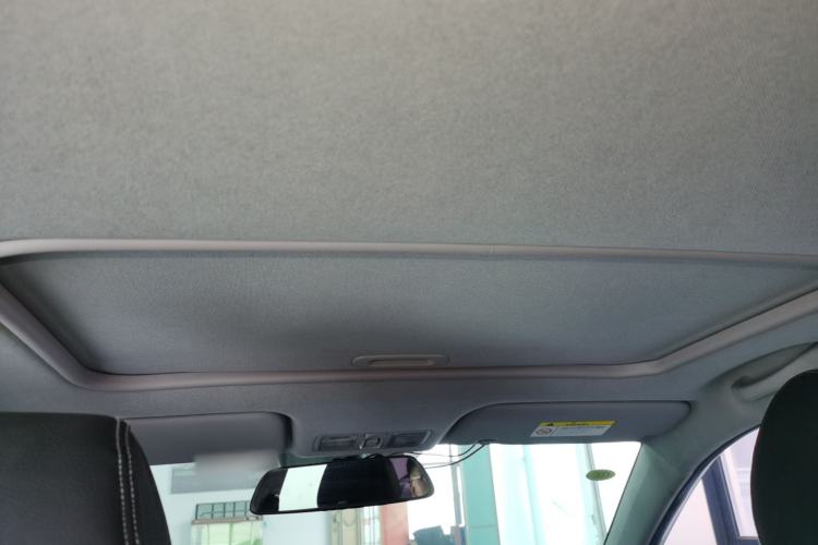 Used Hyundai Verna (older generation) 2017 1.4L Automatic YueXiang Edition China V-standard Headliner