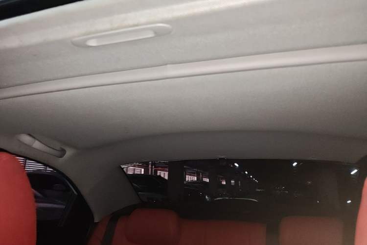 Used Hyundai Verna (older generation) 2017 1.4L Automatic YueXiang Edition China V-standard Headliner