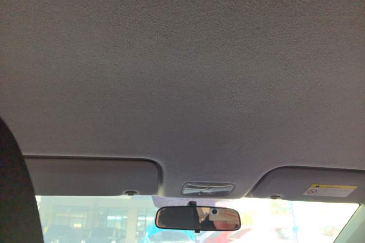 Used Hyundai Verna (older generation) 2017 1.4L Manual Refreshed Version China V Standard Headliner