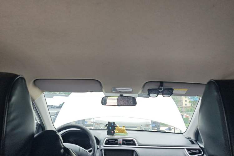 Used Hyundai Verna (older generation) 2017 1.4L Manual Refreshed Version China V Standard Headliner