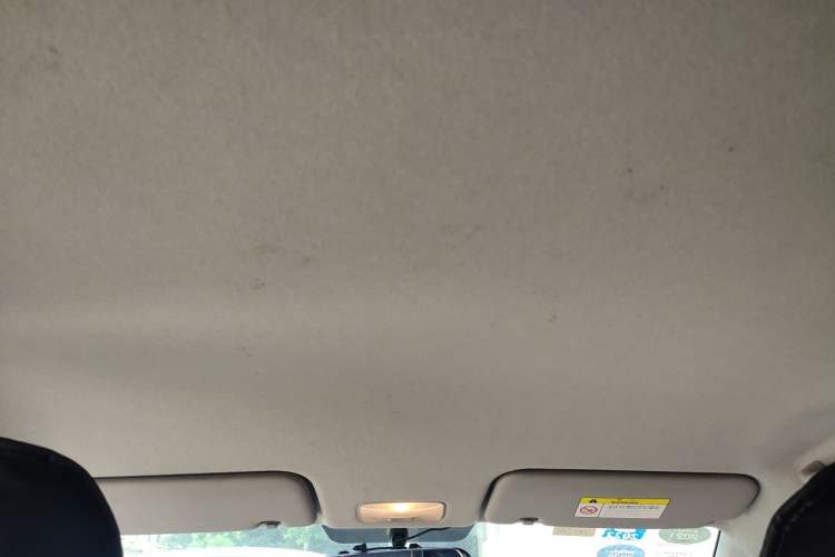 Used Hyundai Verna (older generation) 2017 1.4L Manual Refreshed Version China V Standard Headliner