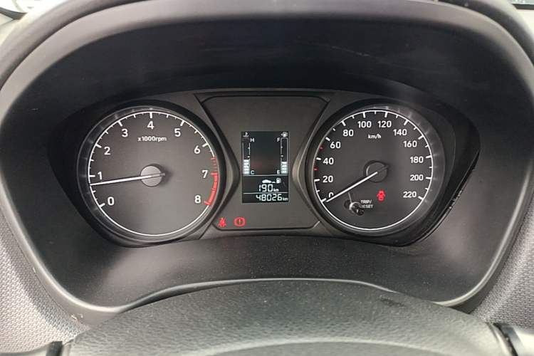 Used Hyundai Verna (older generation) 2017 1.4L Manual Colorful Skyroof Version China V Standard Instrument Cluster