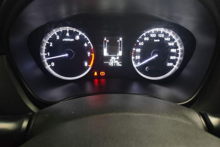Used Hyundai Verna (older generation) 2017 1.4L Manual Colorful Skyroof Version China VI Standard Instrument Cluster