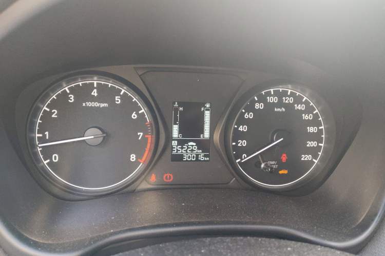 Used Hyundai Verna (older generation) 2017 1.4L Manual Huancailian Connected Version China V Standard Instrument Cluster
