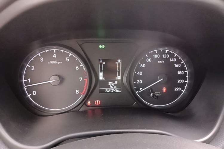 Used Hyundai Verna (older generation) 2017 1.4L Manual Refreshed Version China VI Standard Instrument Cluster