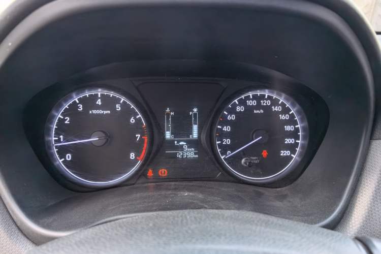 Used Hyundai Verna (older generation) 2017 1.4L Manual Refreshed Version China V Standard Instrument Cluster