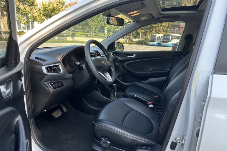 Used Hyundai Verna (older generation) 2017 1.4L Automatic YueXiang Edition China V-standard Interior 1