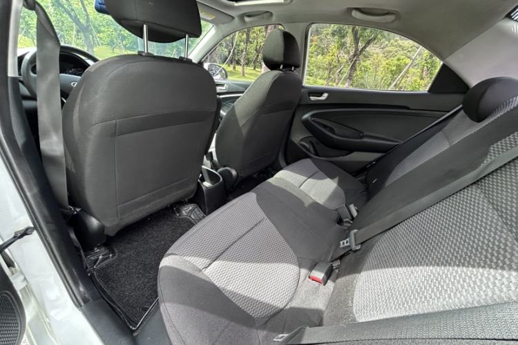 Used Hyundai Verna (older generation) 2017 1.4L Automatic YueXiang Edition China V-standard Interior 1