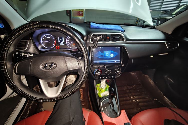 Used Hyundai Verna (older generation) 2017 1.4L Automatic YueXiang Edition China V-standard Interior 2