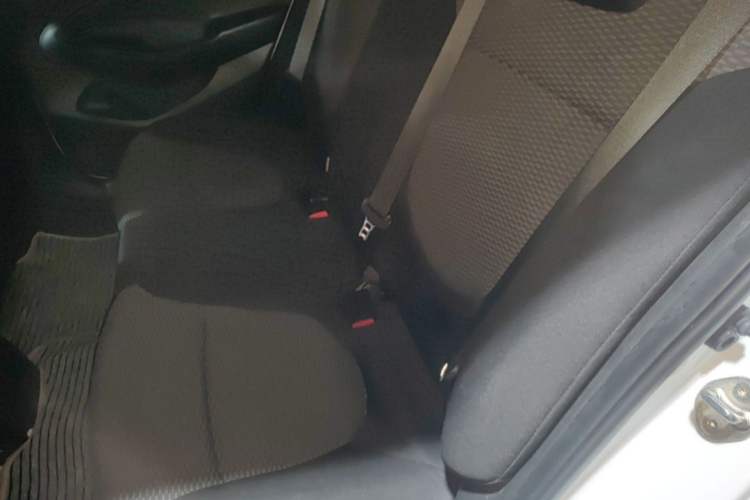 Used Hyundai Verna (older generation) 2017 1.4L Automatic YueXiang Edition China V-standard Interior 3