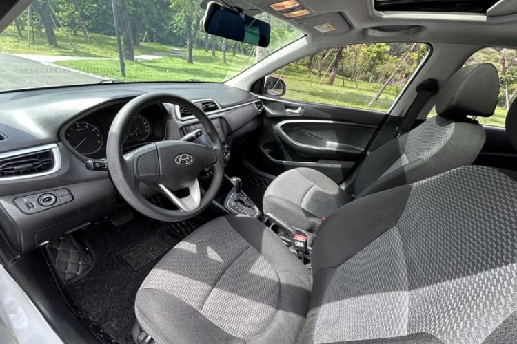 Used Hyundai Verna (older generation) 2017 1.4L Automatic YueXiang Edition China V-standard Interior 3