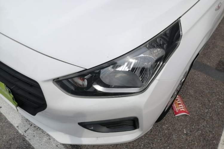 Used Hyundai Verna (older generation) 2017 1.4L Manual Refreshed Version China V Standard Left Front Headlight