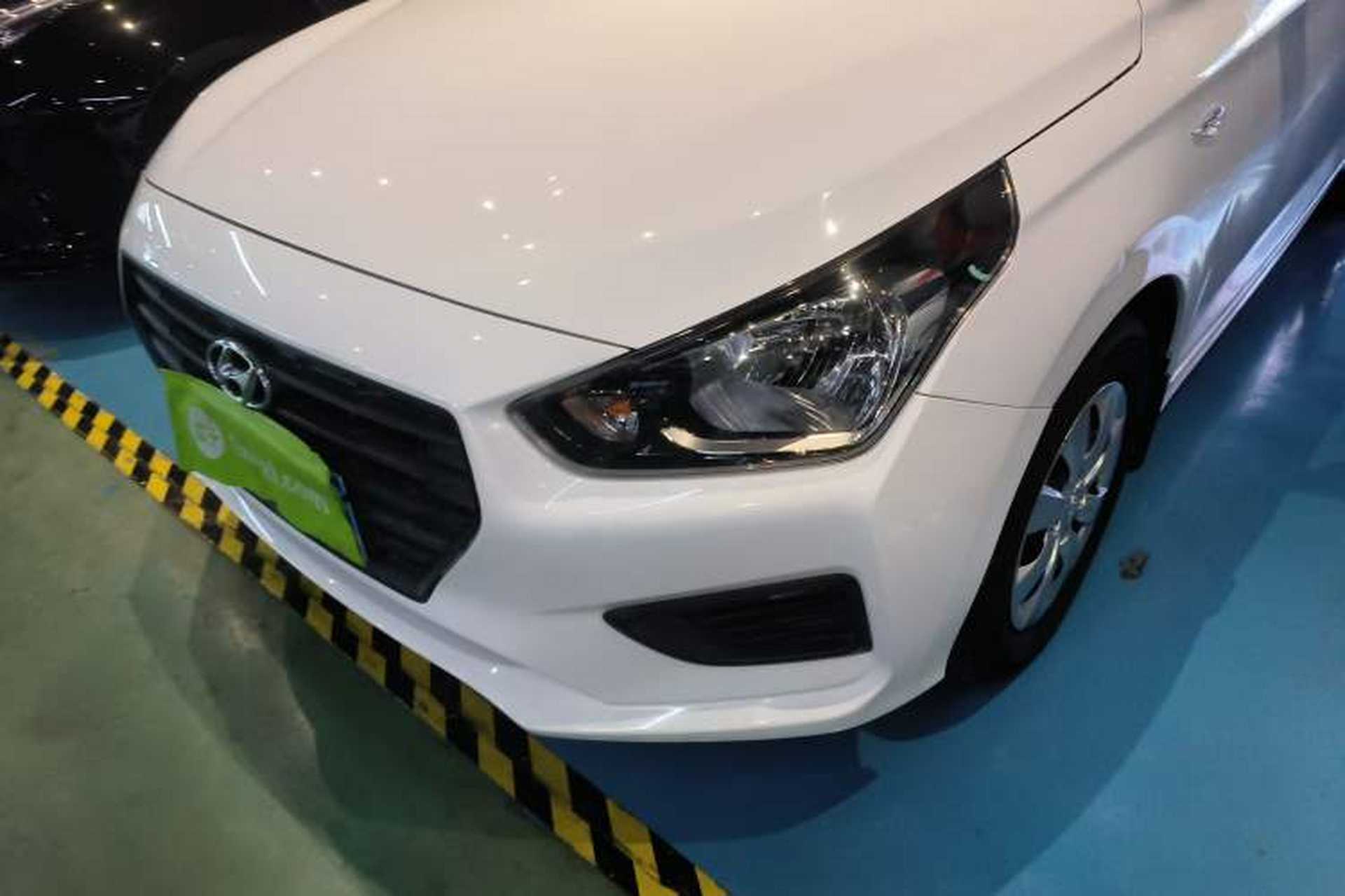 Used Hyundai Verna (older generation) 2017 1.4L Manual Refreshed Version China V Standard Left Front Headlight