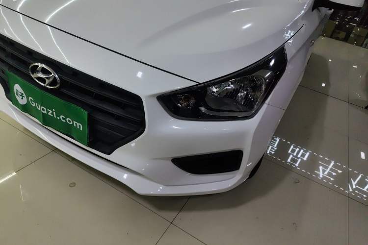 Used Hyundai Verna (older generation) 2017 1.4L Manual Refreshed Version China V Standard Left Front Headlight