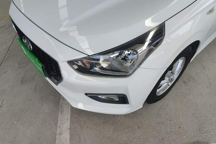 Used Hyundai Verna (older generation) 2017 1.4L Automatic YueXiang Edition China V-standard Left Front Headlight