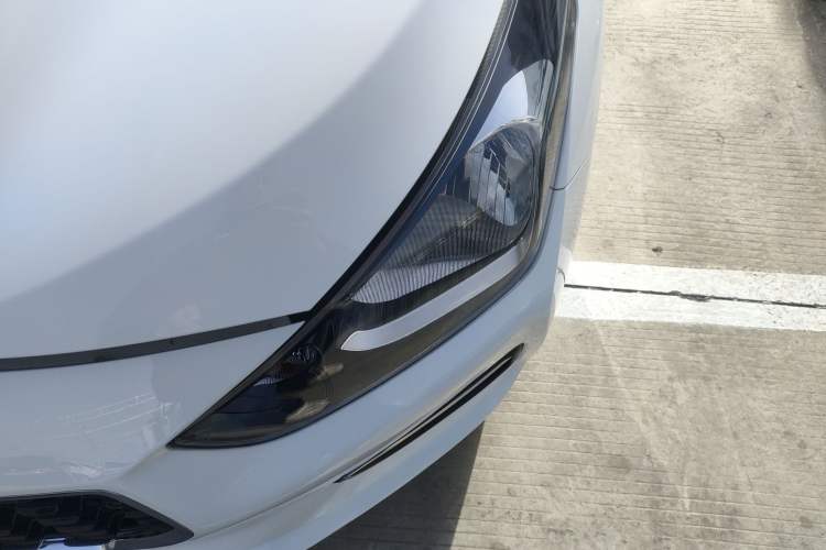 Used Hyundai Verna (older generation) 2017 1.4L Manual Colorful Skyroof Version China V Standard Left Front Headlight