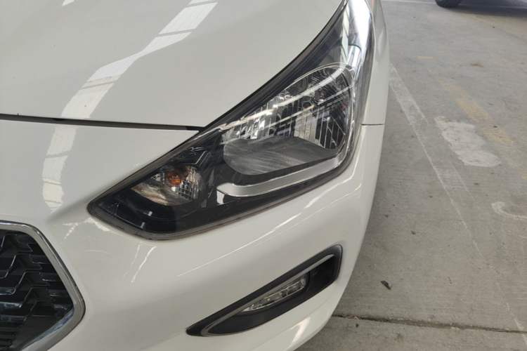 Used Hyundai Verna (older generation) 2017 1.4L Automatic YueXiang Edition China V-standard Left Front Headlight