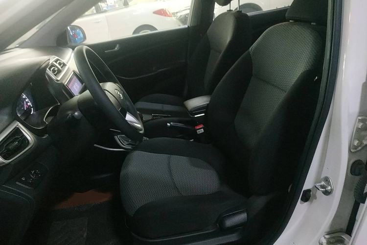 Used Hyundai Verna (older generation) 2017 1.4L Manual Refreshed Version China V Standard Left Front Seat