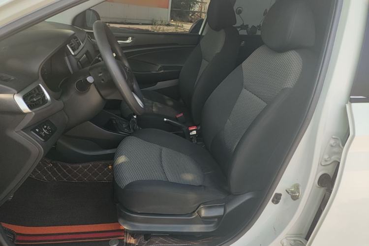 Used Hyundai Verna (older generation) 2017 1.4L Manual Refreshed Version China V Standard Left Front Seat