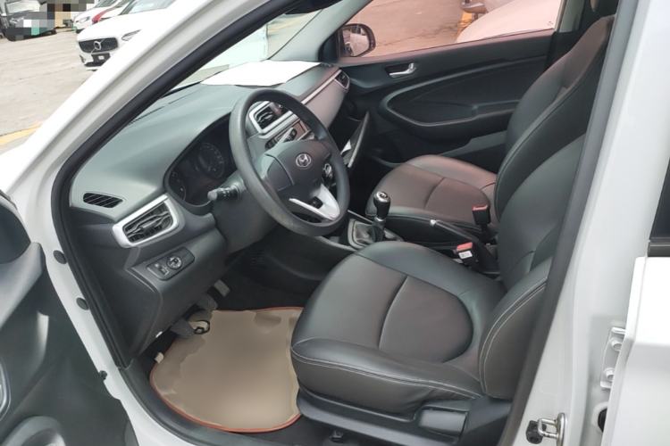 Used Hyundai Verna (older generation) 2017 1.4L Manual Huancai Edition China V Standard Left Front Seat