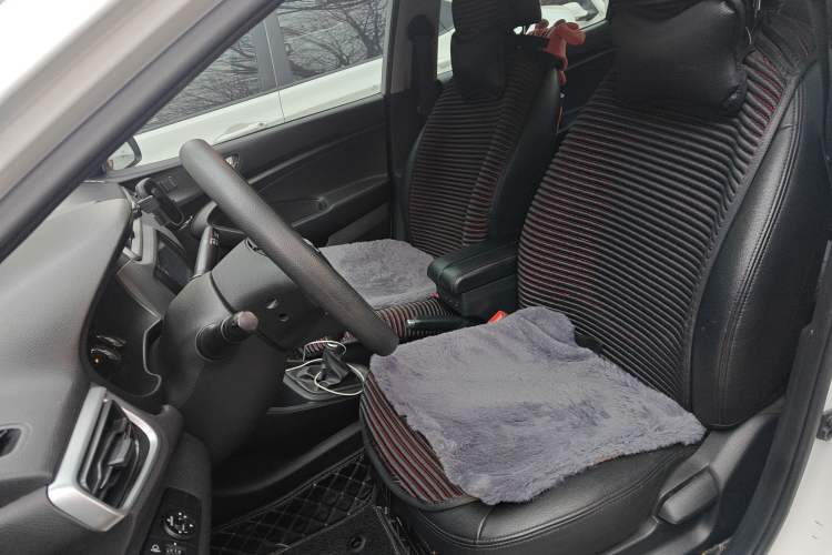 Used Hyundai Verna (older generation) 2017 1.4L Manual Refreshed Version China V Standard Left Front Seat