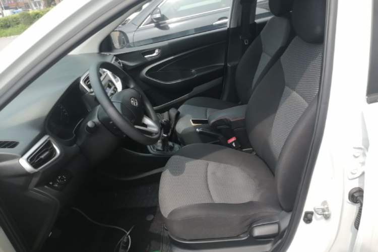 Used Hyundai Verna (older generation) 2017 1.4L Manual Refreshed Version China V Standard Left Front Seat