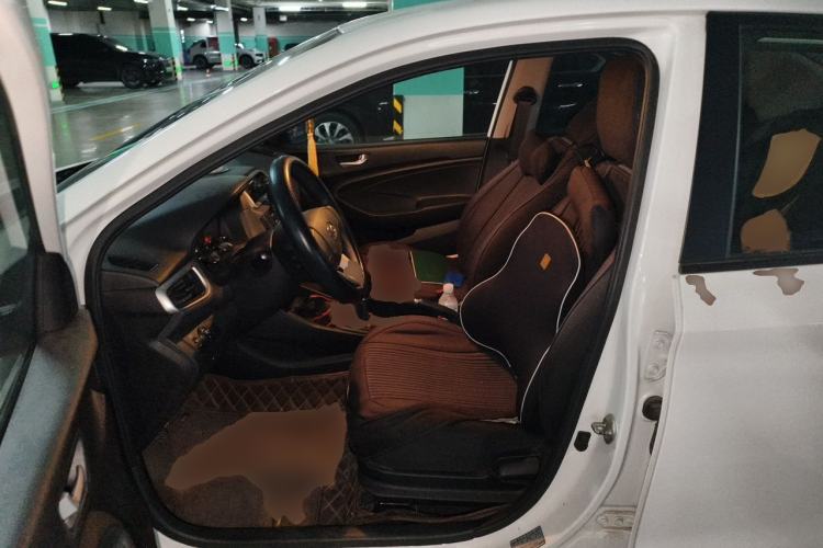 Used Hyundai Verna (older generation) 2017 1.4L Manual Refreshed Version China V Standard Left Front Seat