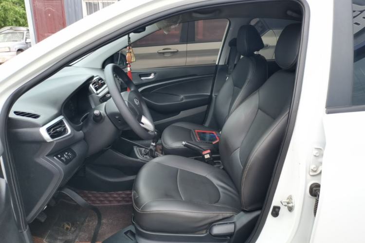 Used Hyundai Verna (older generation) 2017 1.4L Manual Refreshed Version China V Standard Left Front Seat
