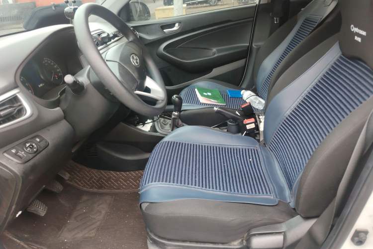 Used Hyundai Verna (older generation) 2017 1.4L Manual Refreshed Version China VI Standard Left Front Seat
