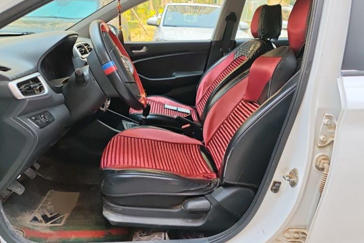 Used Hyundai Verna (older generation) 2017 1.4L Manual Refreshed Version China VI Standard Left Front Seat