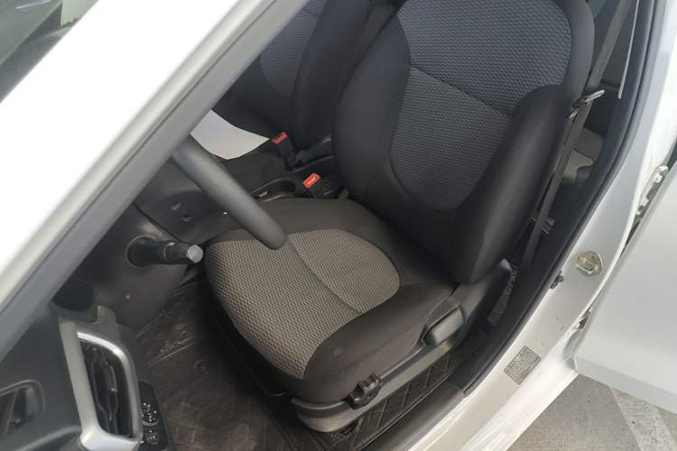 Used Hyundai Verna (older generation) 2017 1.4L Automatic YueXiang Edition China V-standard Left Front Seat