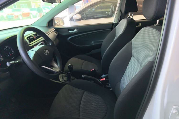 Used Hyundai Verna (older generation) 2017 1.4L Manual Refreshed Version China V Standard Left Front Seat